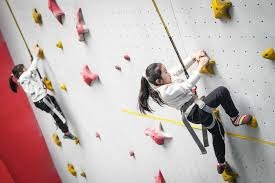 库里31分马尔卡宁空砍35+6 勇士逆转爵士