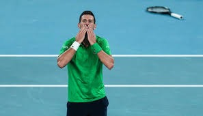 [NBA]詹姆斯1297场连续得分上双纪录终结 湖人绝杀猛龙