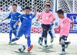 半场：亚特兰大0-1萨索洛，皮纳蒙蒂造点，贝拉尔迪点射